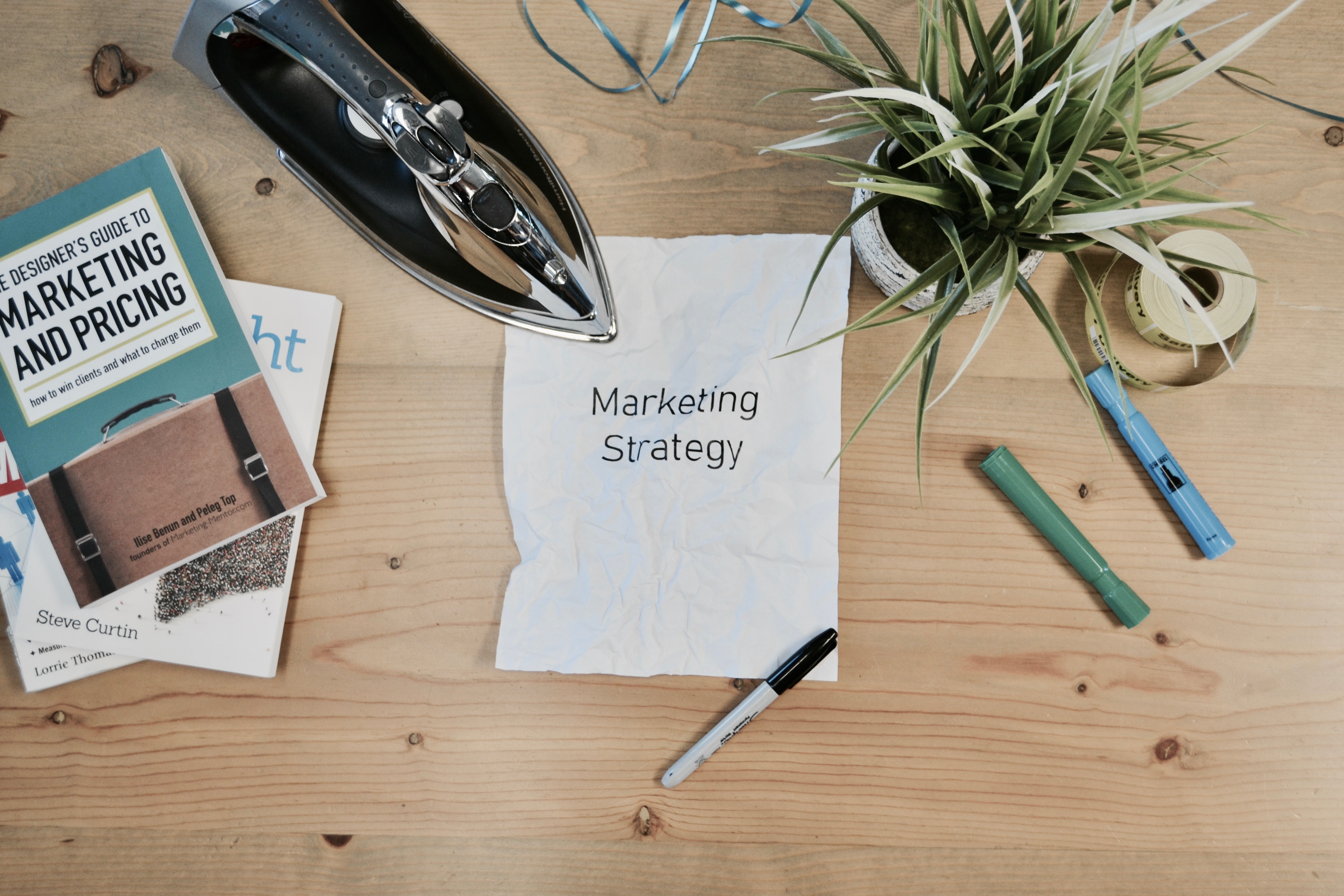 marketing vs sales